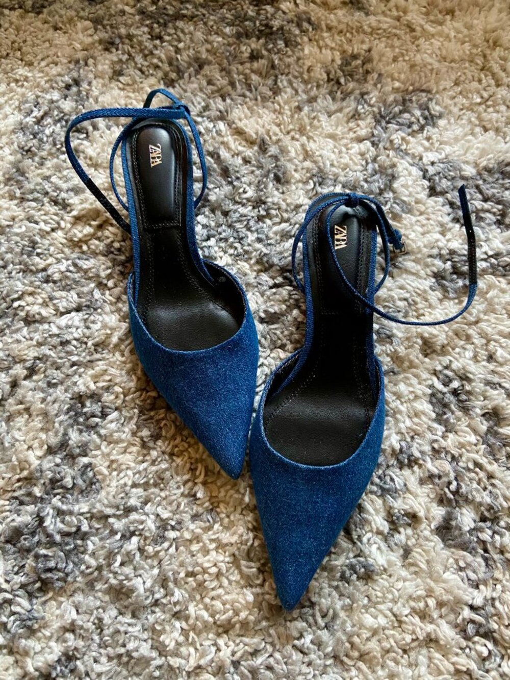 ZARA denim pointed toe kitten heels – Size 7.5 (38)